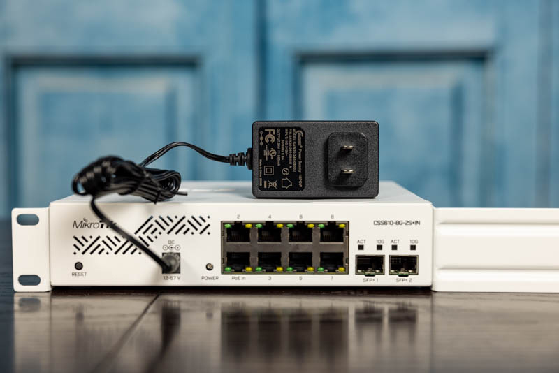 switch MikroTik CSS610-8G-2S+IN